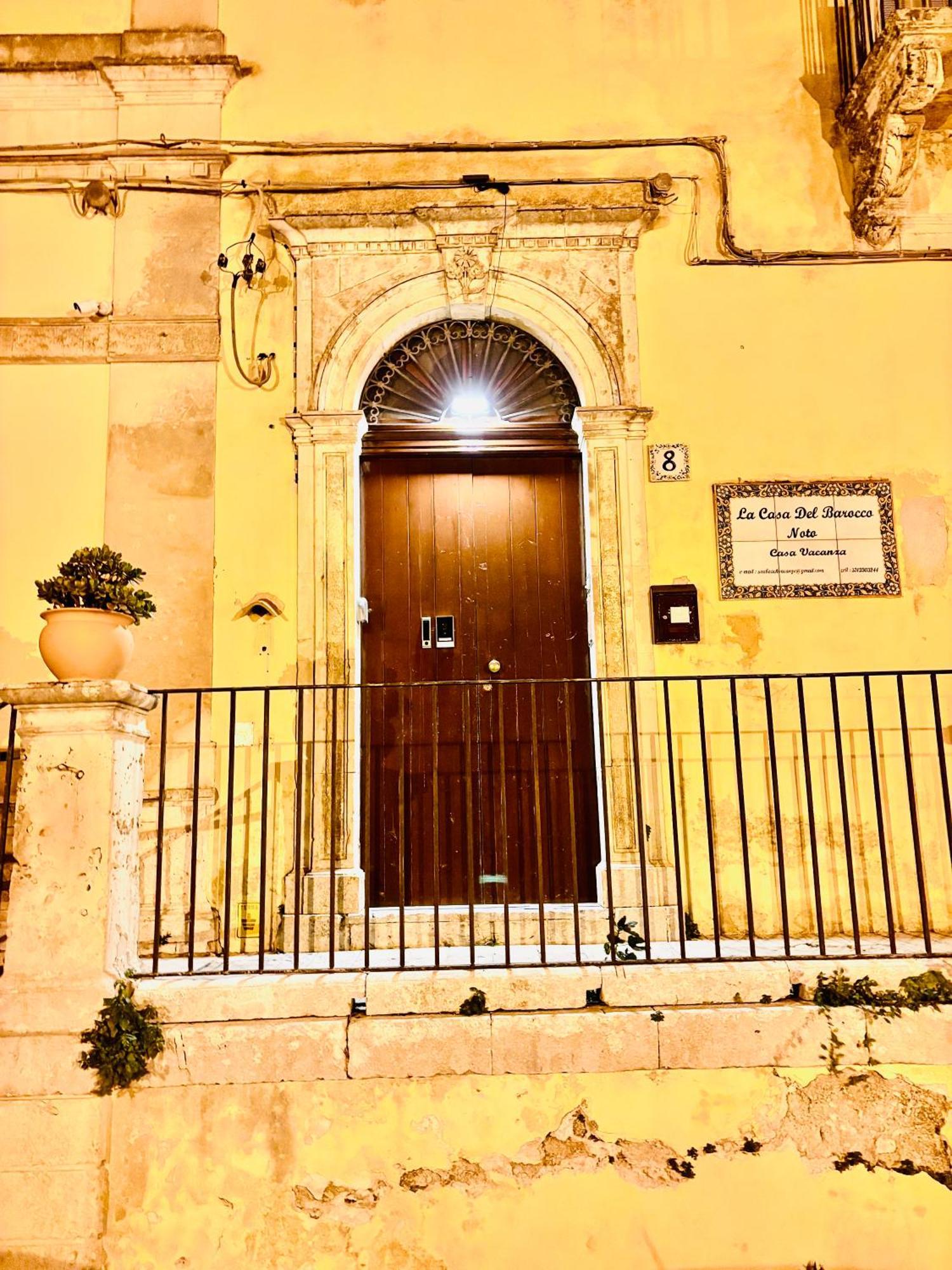 La Casa Del Barocco Hotell Noto Exteriör bild